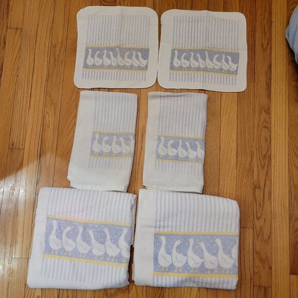 Fieldcrest Mills Inc. 6-Piece Vintage Goose Print Towel Set - 100% Cotton - Picture 1 of 7